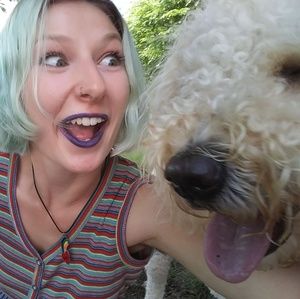 Hi I'm Kelsey! All prices negotiable just message